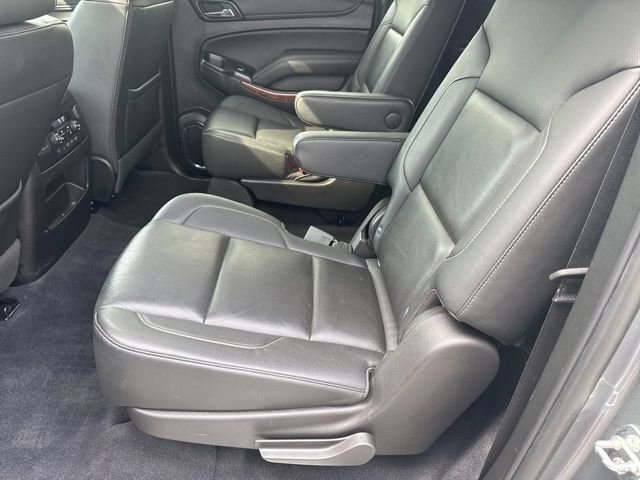 Used 2020 Chevrolet Suburban Premier image 23