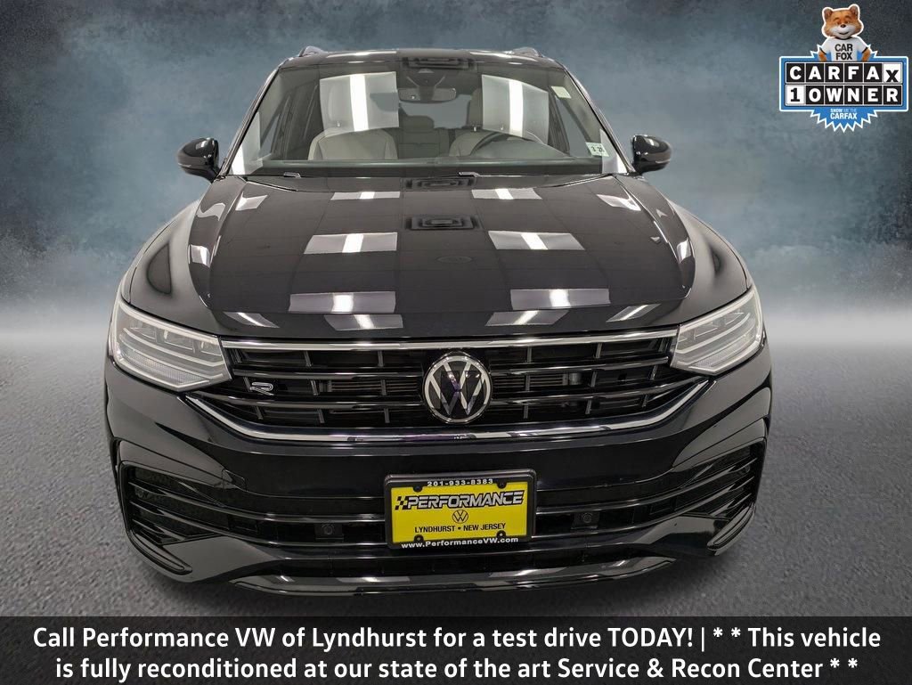 Used 2023 Volkswagen Tiguan SE R-Line image 2