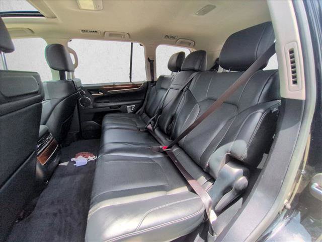 Used 2017 Lexus LX 570 4WD w/ Luxury Package image 19