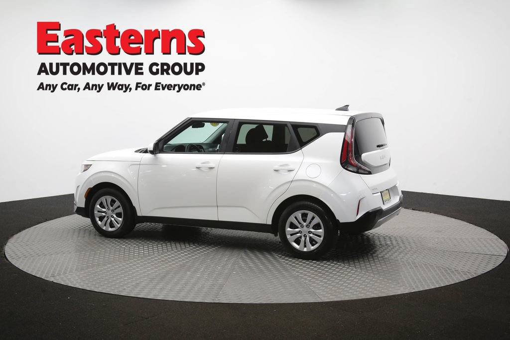 Used 2023 Kia Soul LX FWD image 60