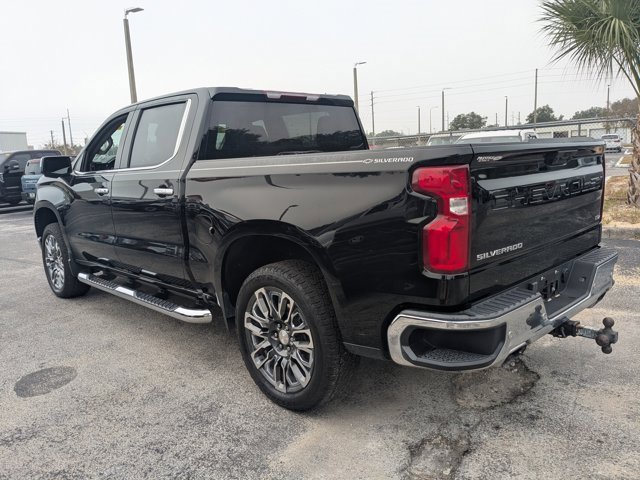 Used 2023 Chevrolet Silverado 1500 LTZ w/ Z71 Off-Road Package image 7