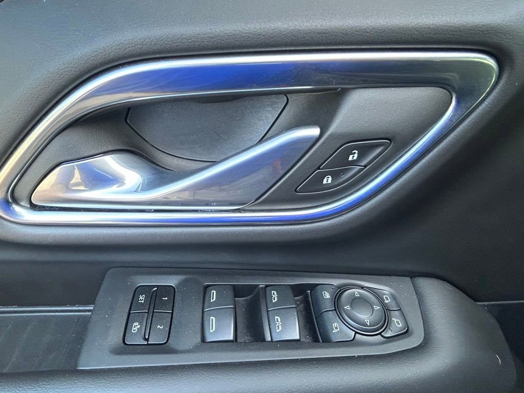 Used 2024 GMC Yukon AT4 w/ AT4 Premium Package image 29