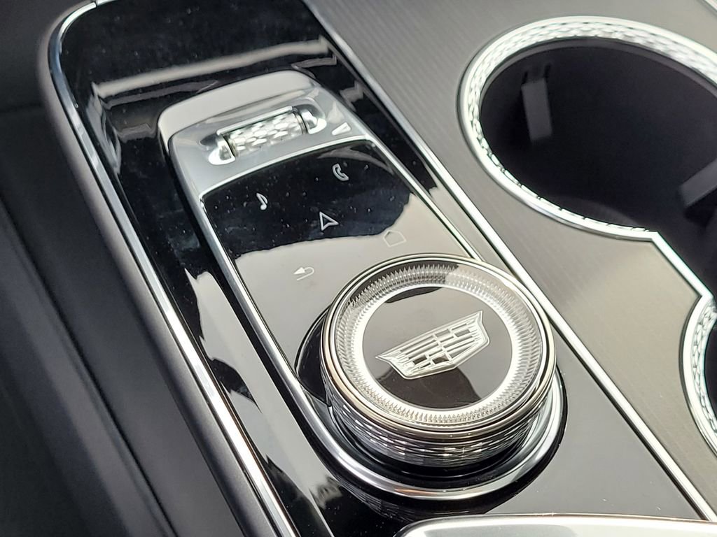 New 2026 Cadillac Lyriq Luxury image 18