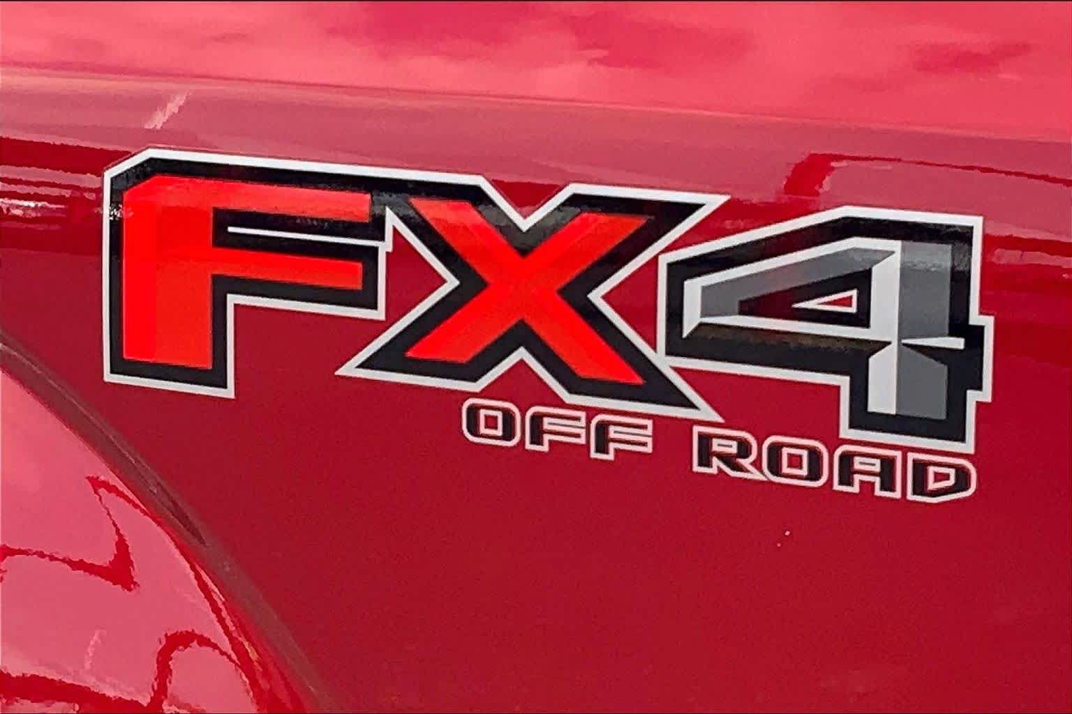 Used 2016 Ford F150 King Ranch w/ Equipment Group 601A Luxury AWD/4WD image 10
