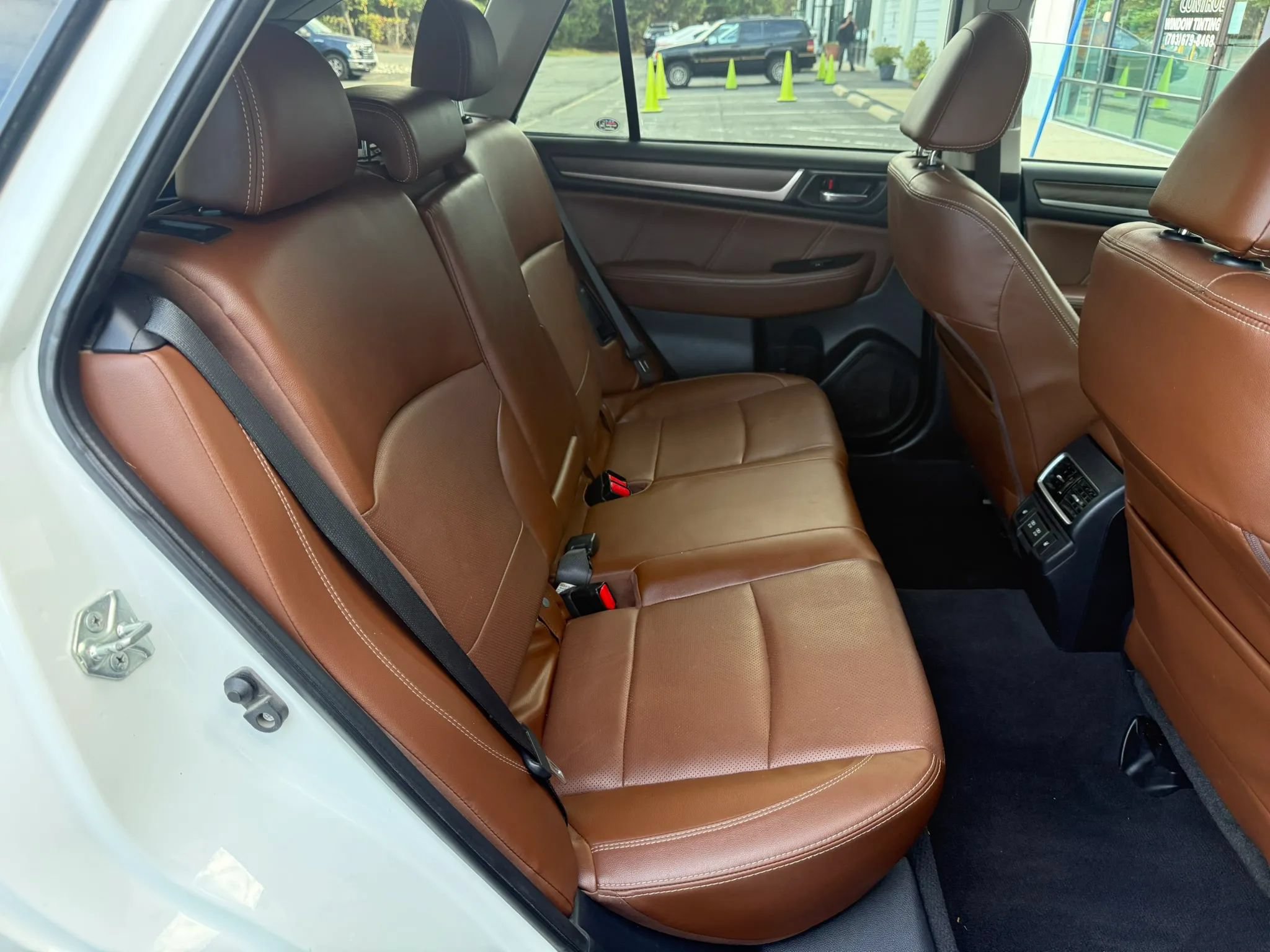 Used 2019 Subaru Outback 3.6R Touring AWD/4WD image 30