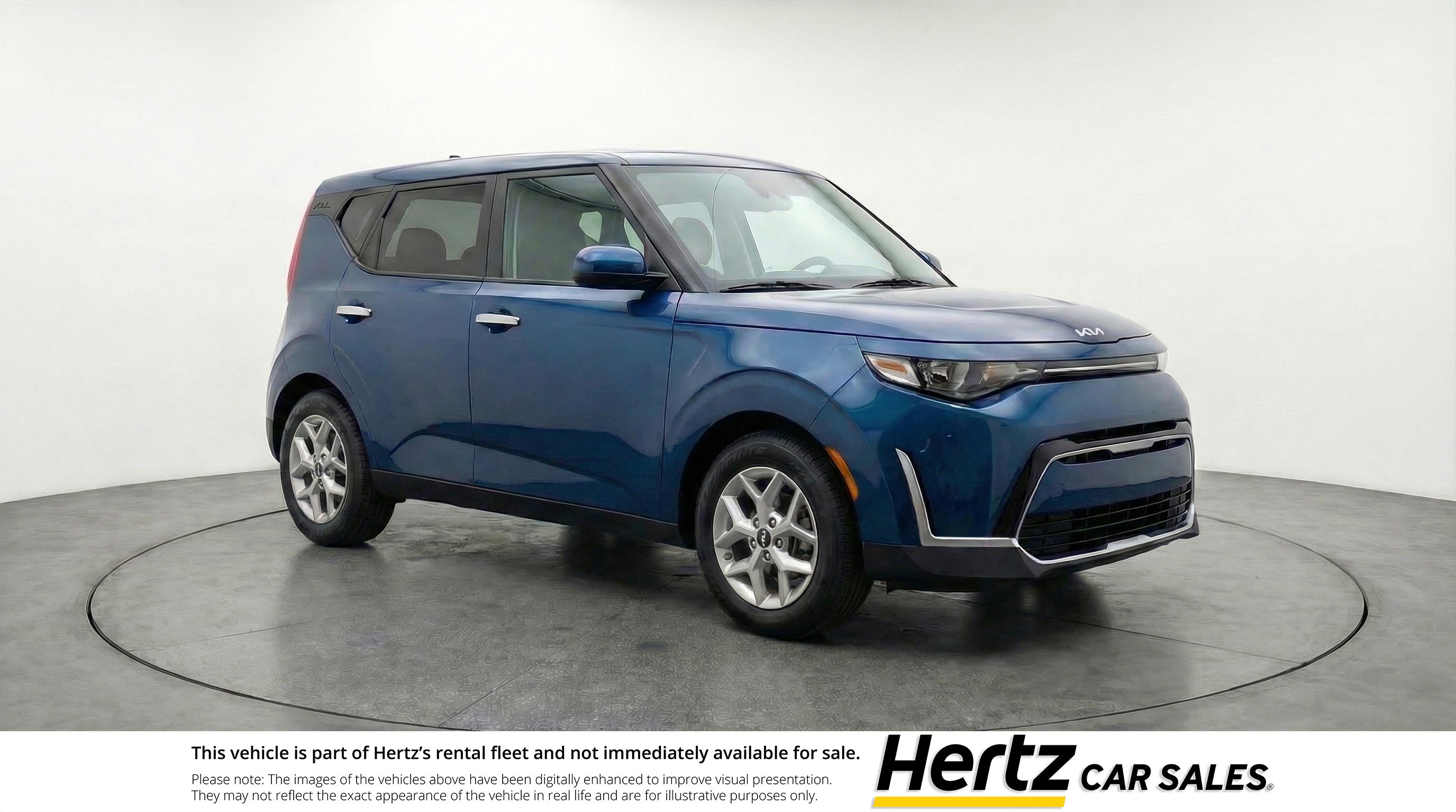 Used 2025 Kia Soul LX w/ LX Technology Package FWD image 1