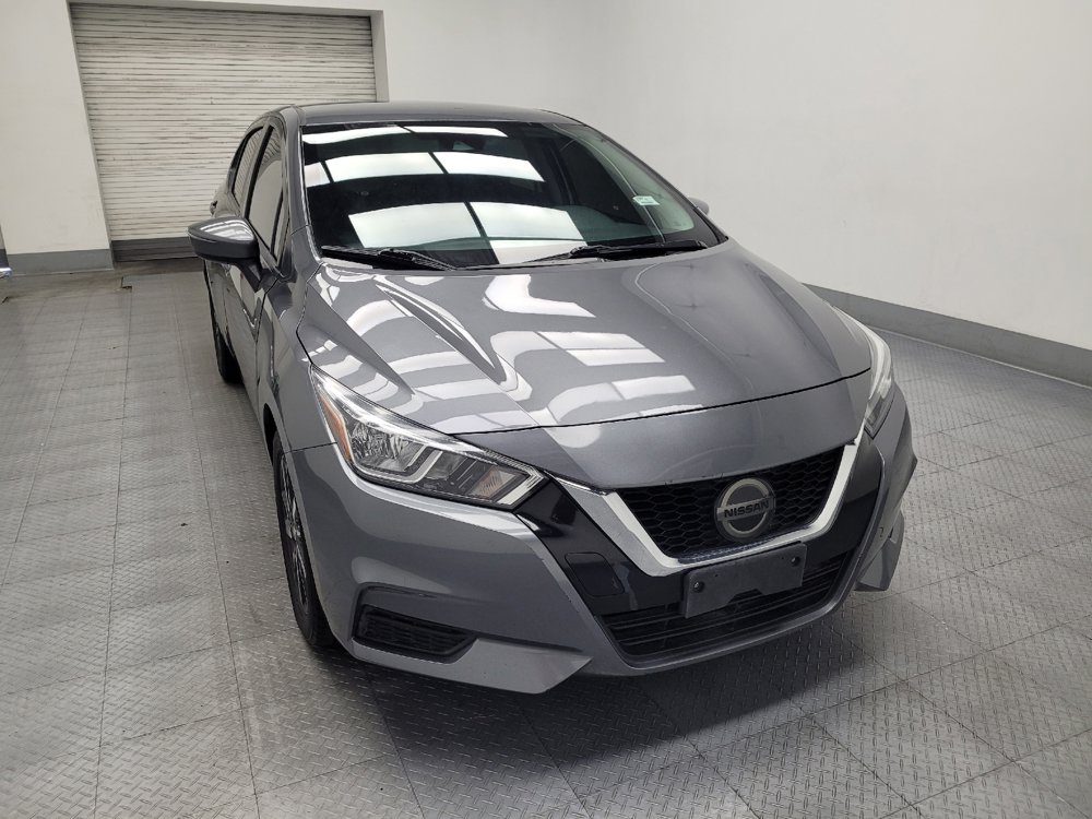 Used 2021 Nissan Versa SV FWD image 14