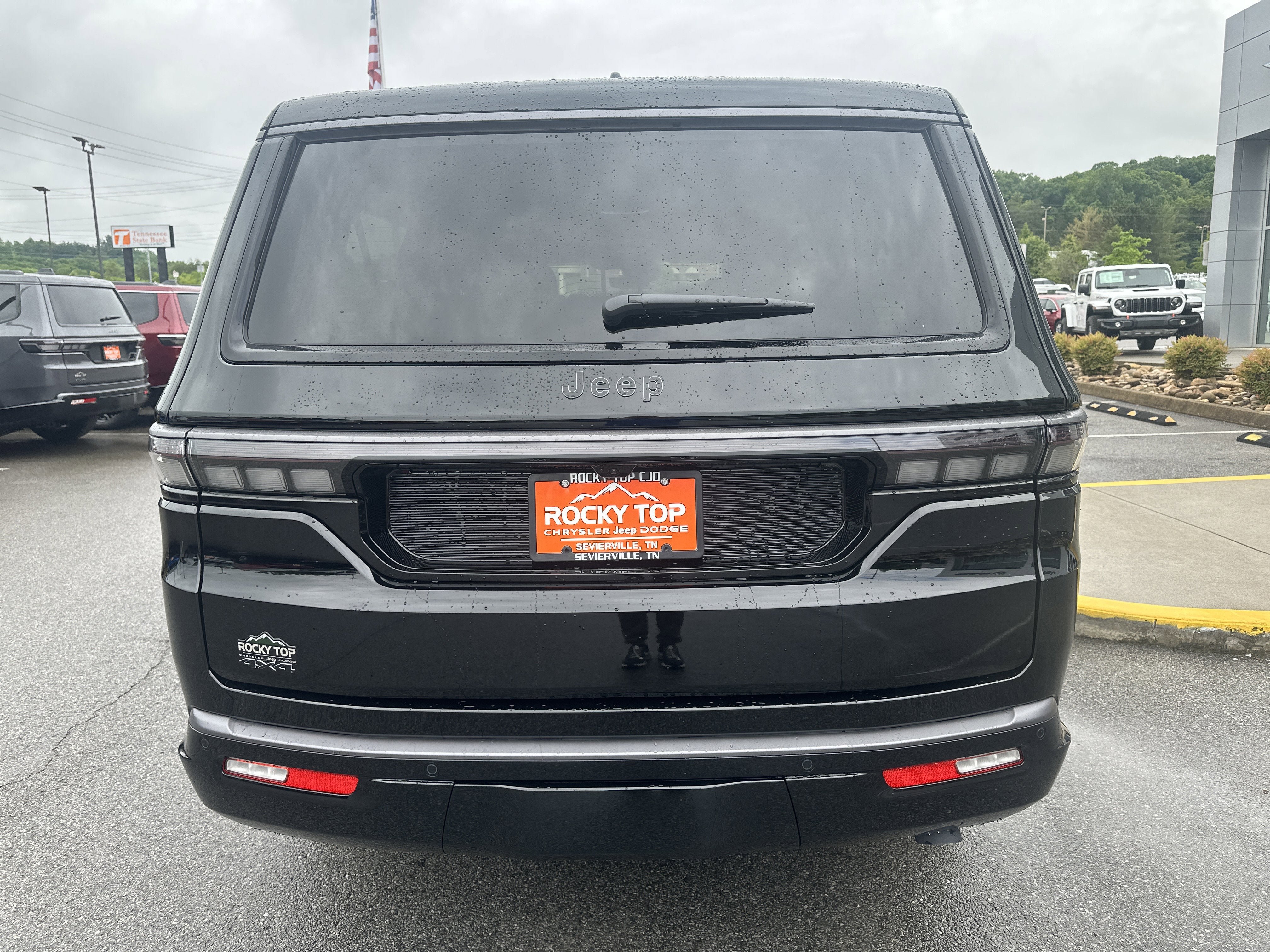New 2026 Jeep Grand Wagoneer L Limited AWD/4WD image 8