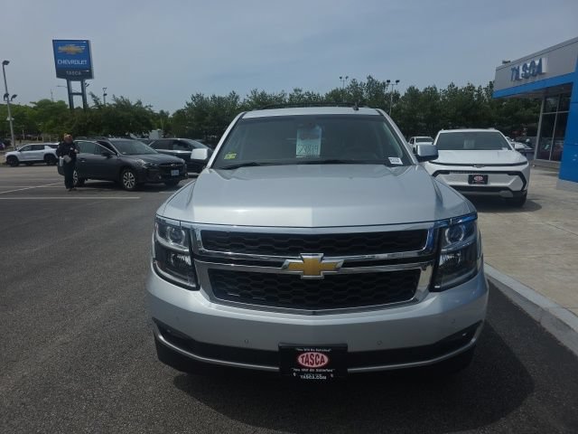 Used 2015 Chevrolet Suburban LT AWD/4WD image 9