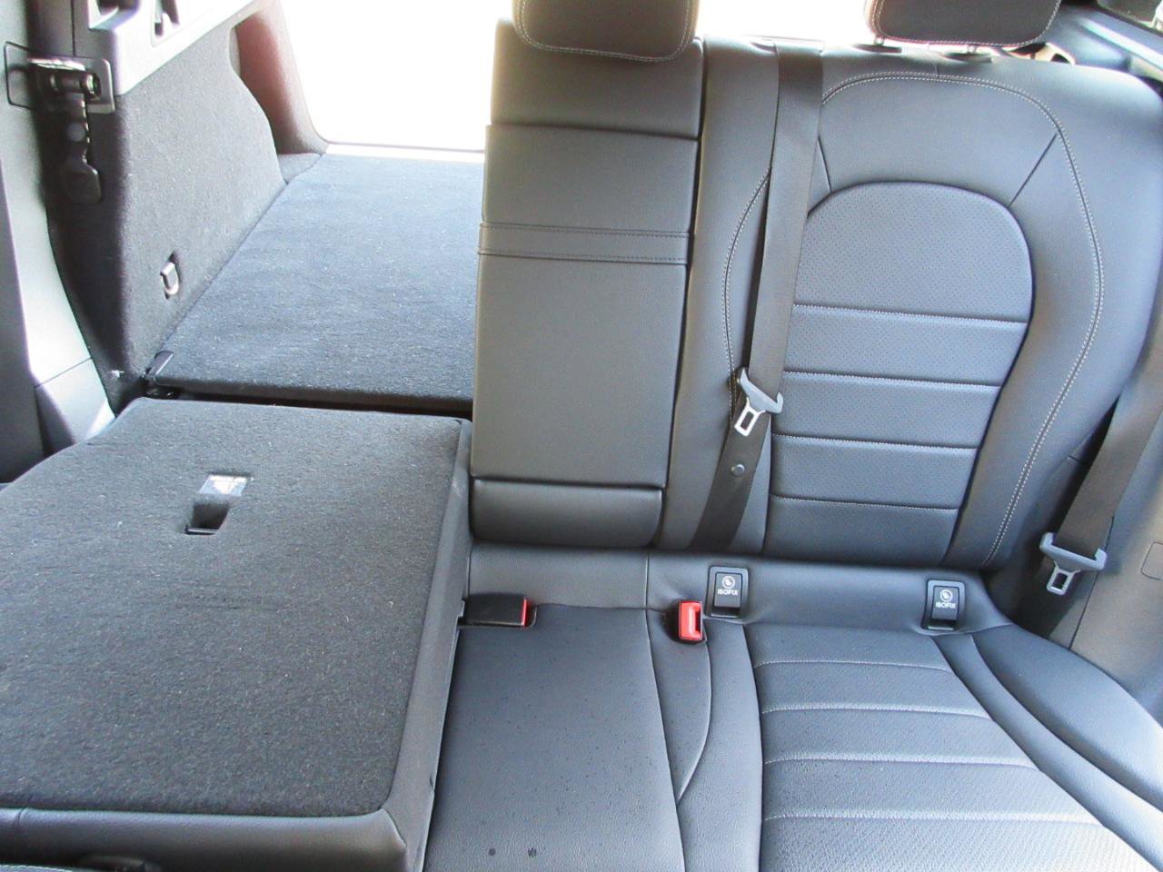 Used 2022 Mercedes-Benz GLC 300 4MATIC image 34