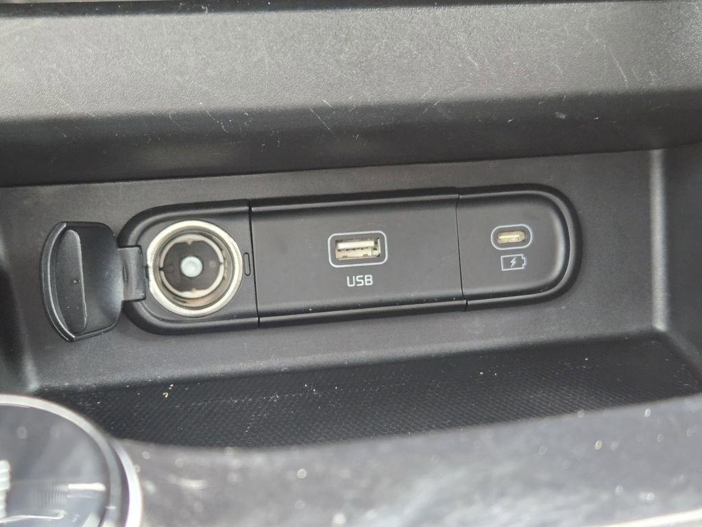 Certified 2025 Kia Seltos S FWD image 22