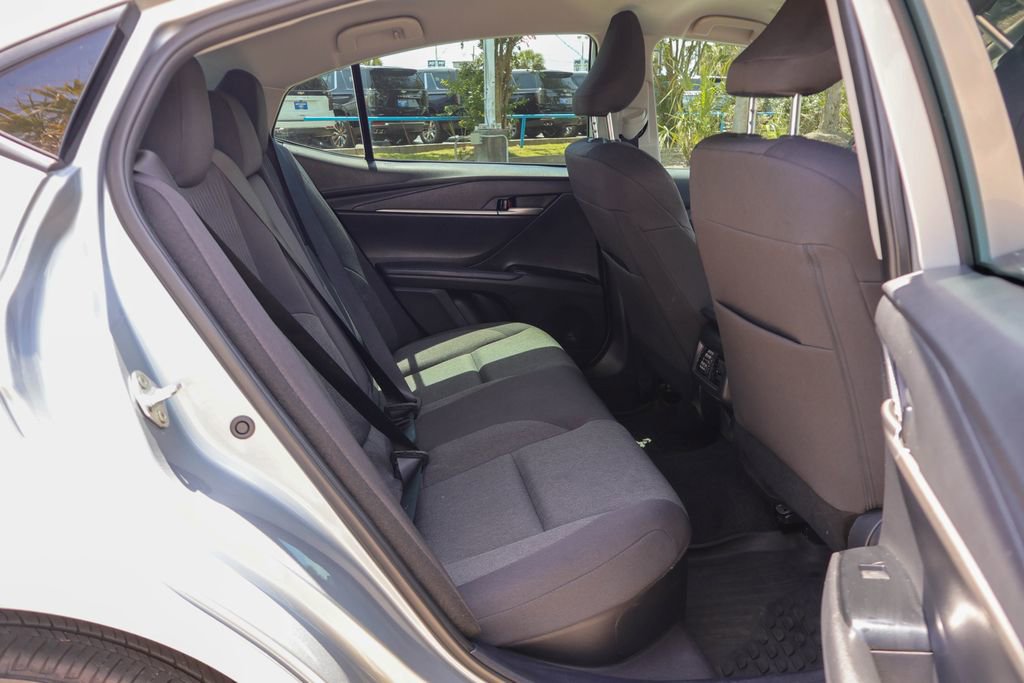 Used 2025 Toyota Camry LE w/ Convenience Package FWD image 11
