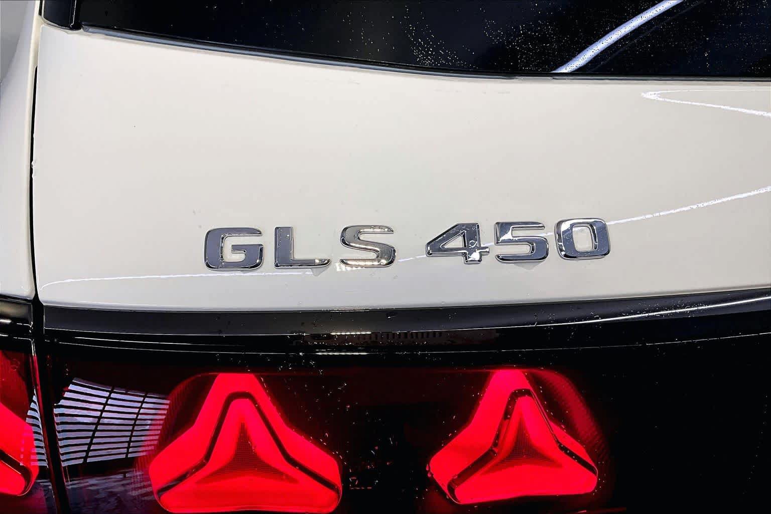 New 2027 Mercedes-Benz GLS 450 4MATIC image 6
