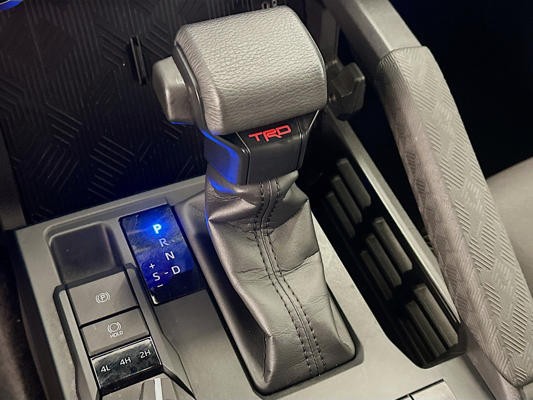 Used 2025 Toyota Tacoma TRD Off-Road AWD/4WD image 25