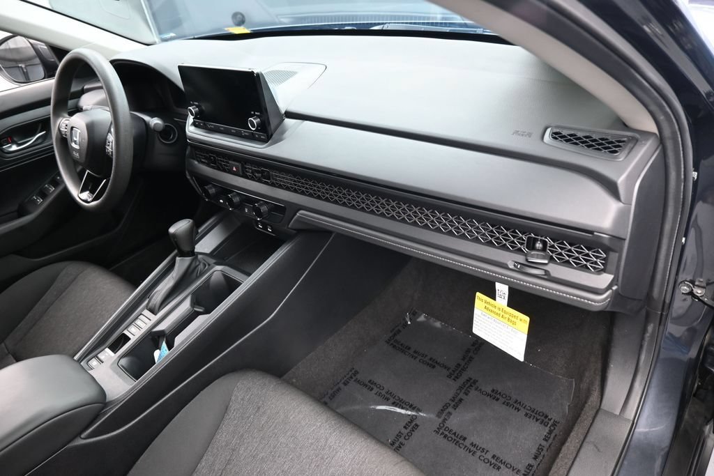 Used 2025 Honda Accord LX image 41