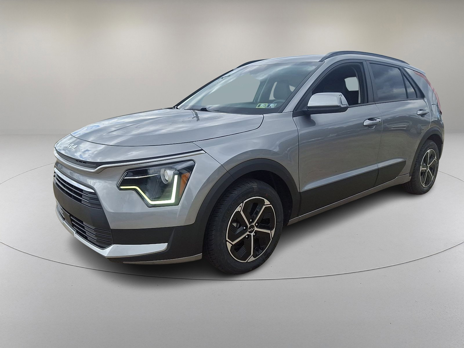 Used 2023 Kia Niro EX image 5