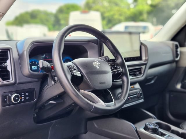 Certified 2025 Ford Bronco Sport Outer Banks w/ Outer Banks Tech Package+ AWD/4WD image 19