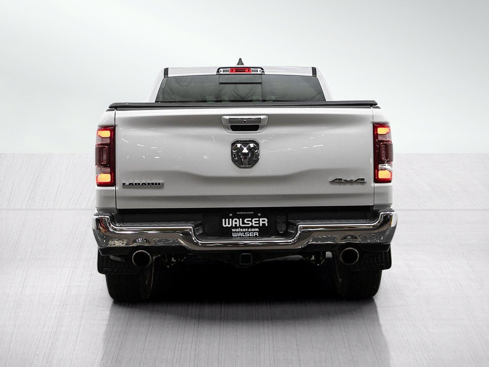 Used 2022 RAM 1500 Laramie AWD/4WD image 5