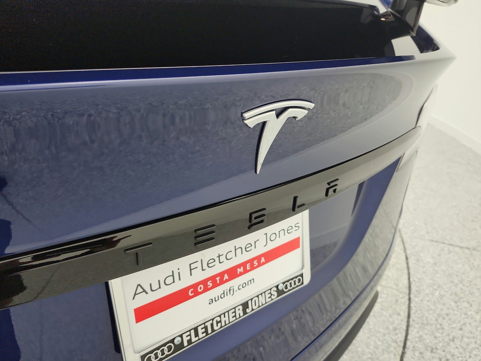 Used 2022 Tesla Model X image 22