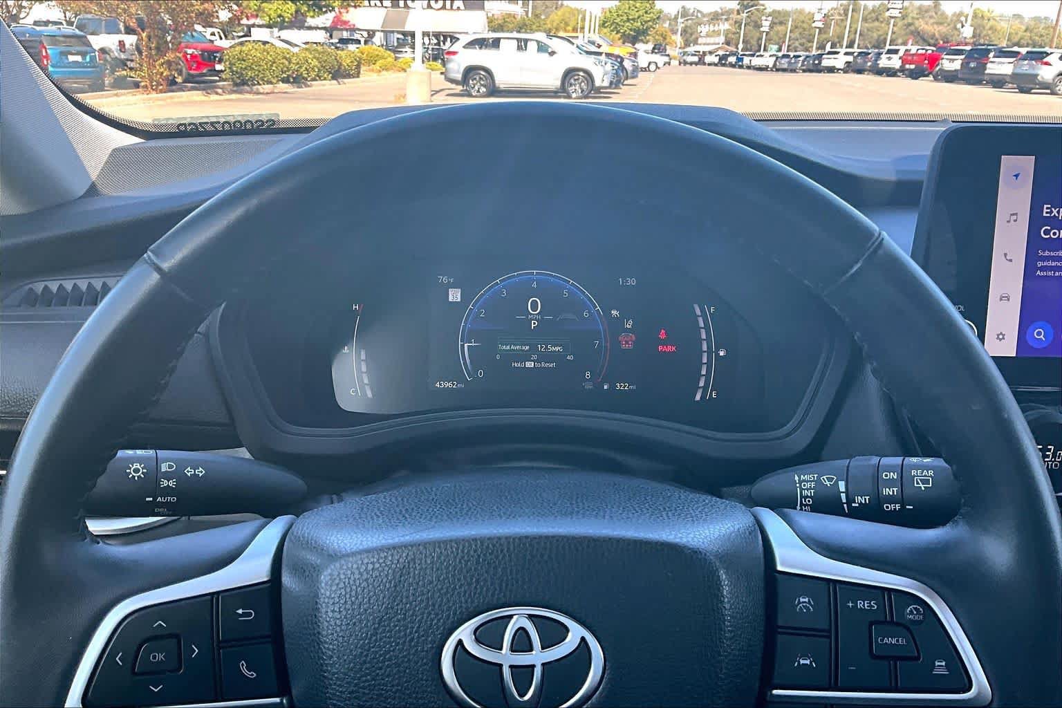 Used 2025 Toyota Grand Highlander AWD image 25