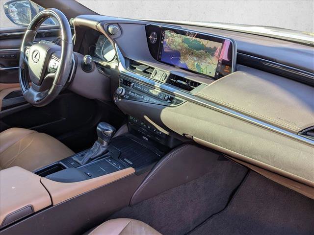 Used 2021 Lexus ES 350 w/ Luxury Package image 24