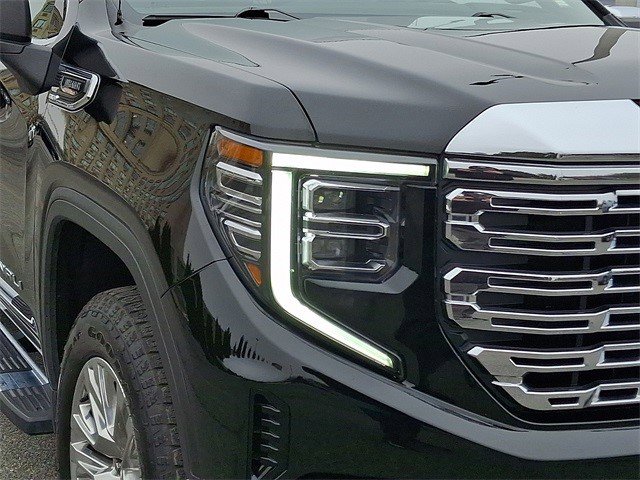 Certified 2023 GMC Sierra 1500 Denali w/ Technology Package image 8