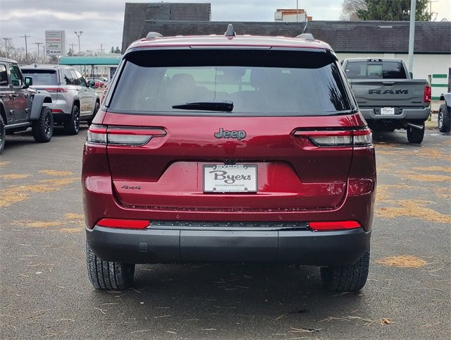 New 2025 Jeep Grand Cherokee L Laredo image 35