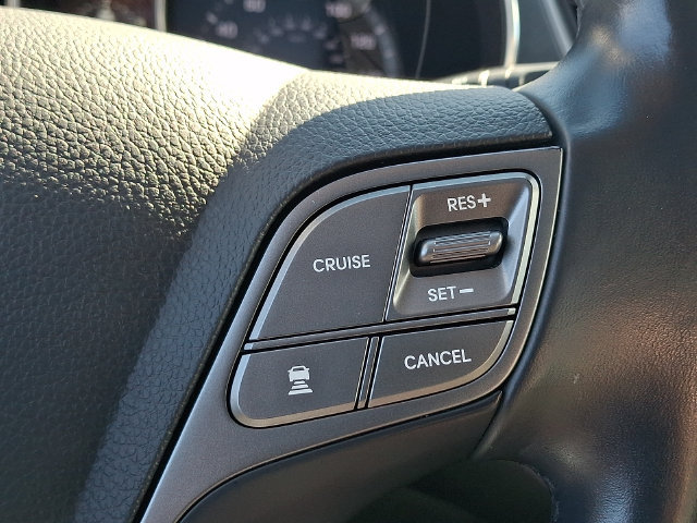 Used 2017 Hyundai Santa Fe Limited AWD/4WD image 26