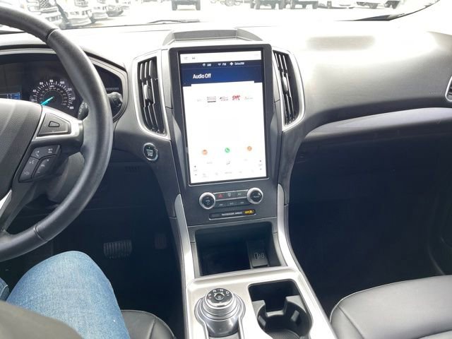 Used 2024 Ford Edge SEL w/ Convenience Package image 17