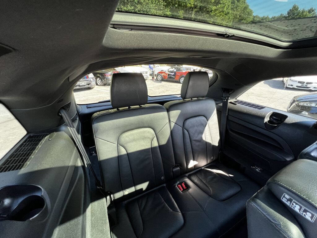 Used 2012 Audi Q7 3.0T S line Prestige AWD/4WD image 29