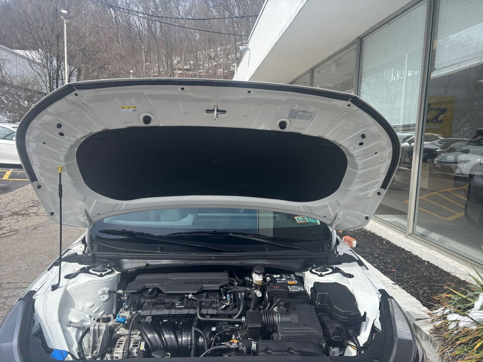 Used 2025 Kia K4 LXS image 32