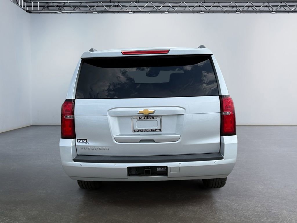 Used 2017 Chevrolet Suburban LT AWD/4WD image 4