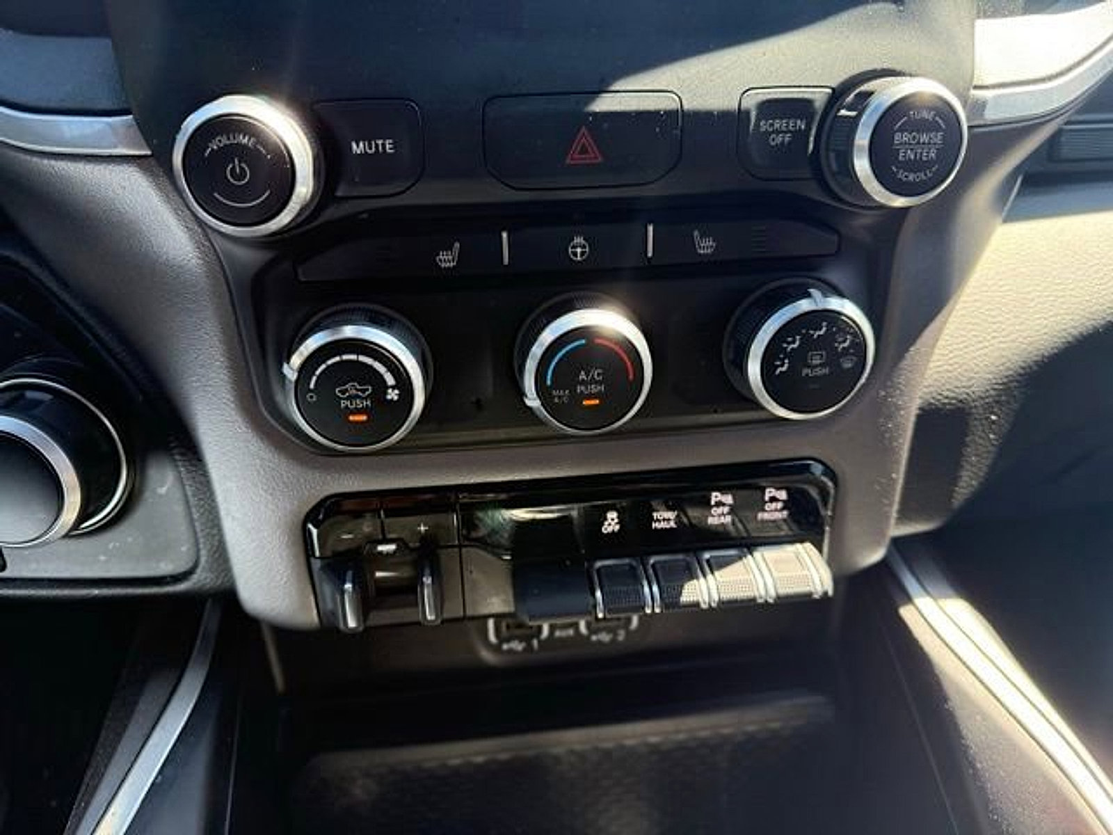 Used 2023 RAM 1500 Big Horn image 22