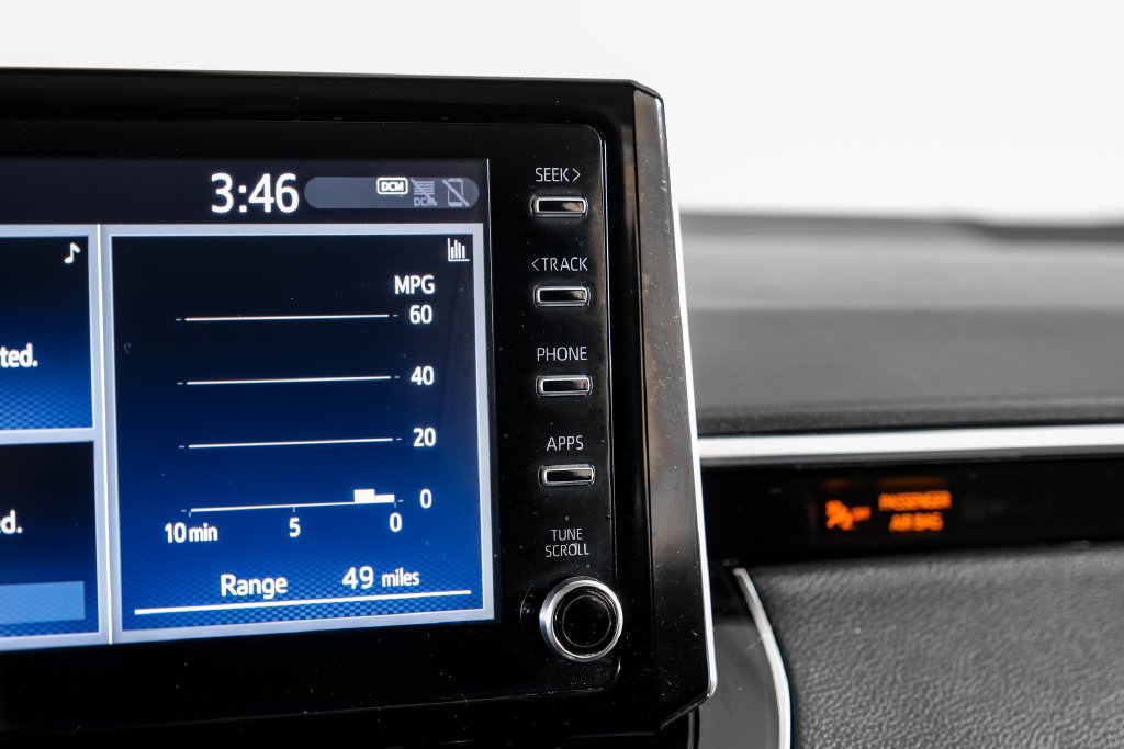 Used 2020 Toyota Corolla LE FWD image 27