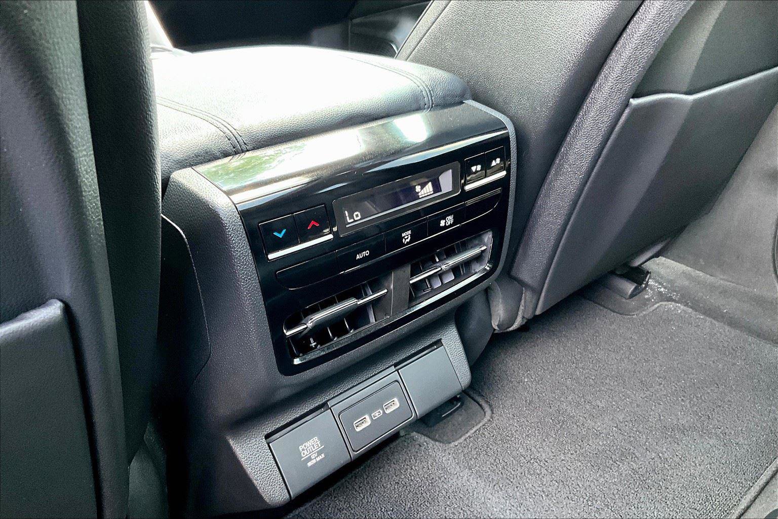 Used 2024 Acura MDX SH-AWD image 31