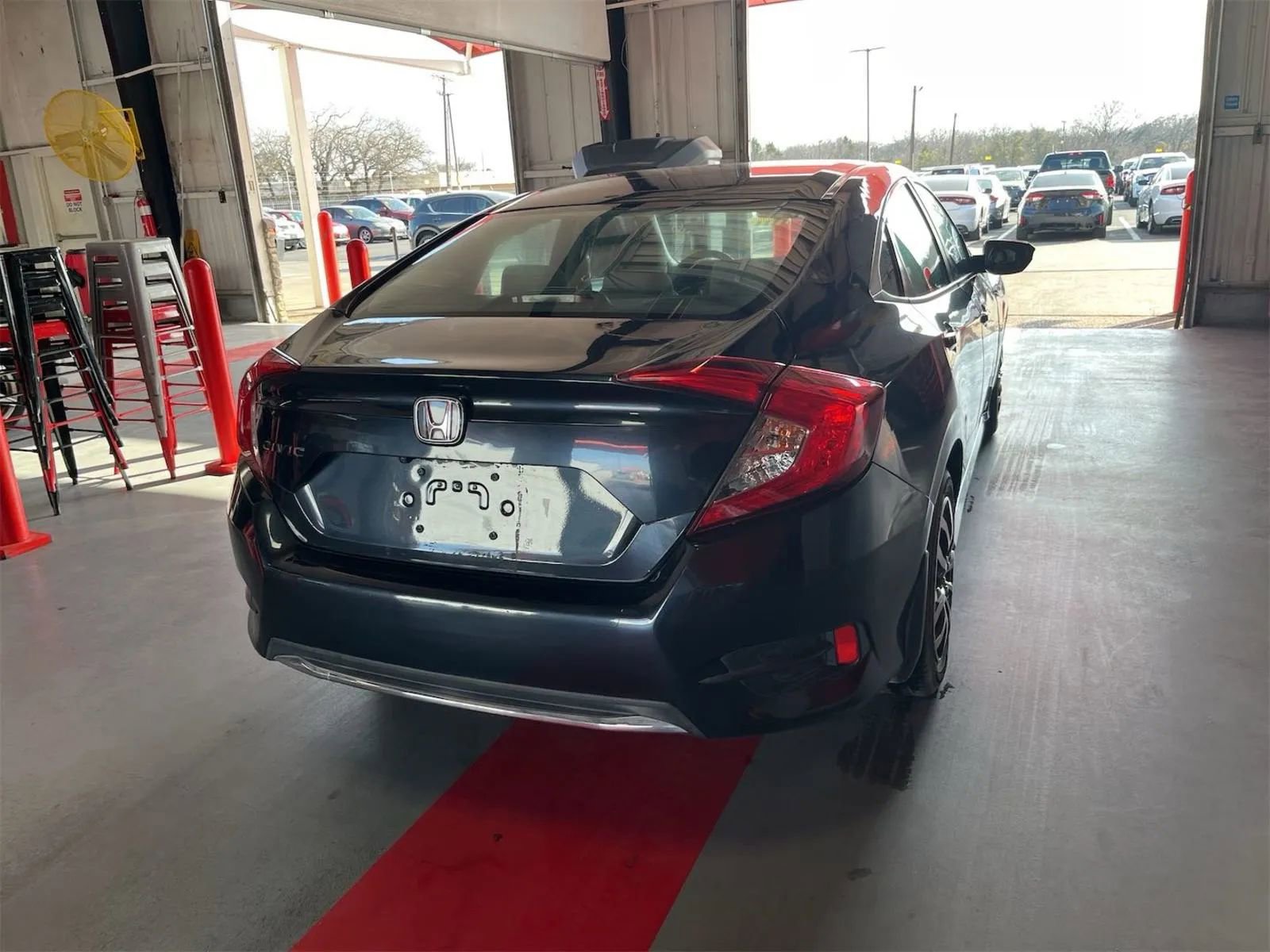 Used 2020 Honda Civic LX image 2