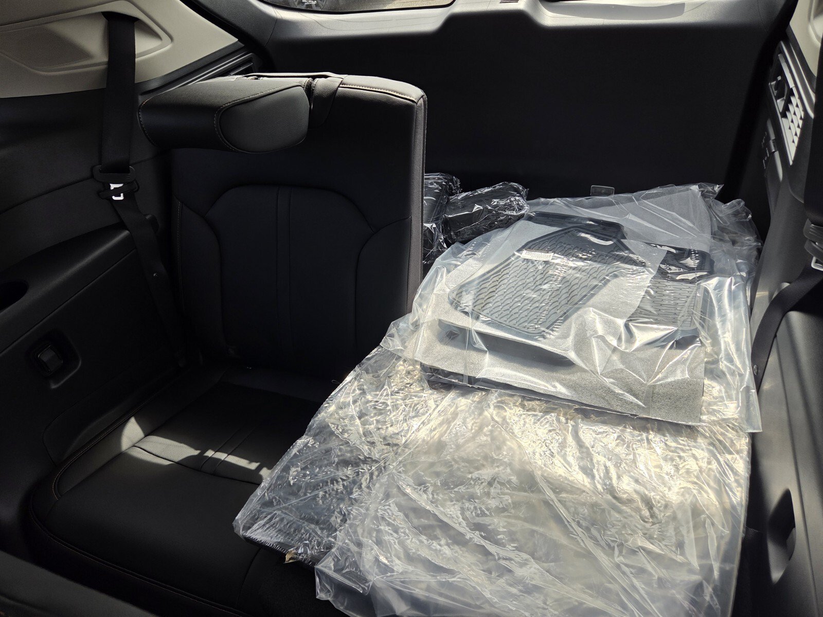New 2026 MAZDA CX-90 Plug-In Hybrid w/Premium Sport AWD/4WD image 7