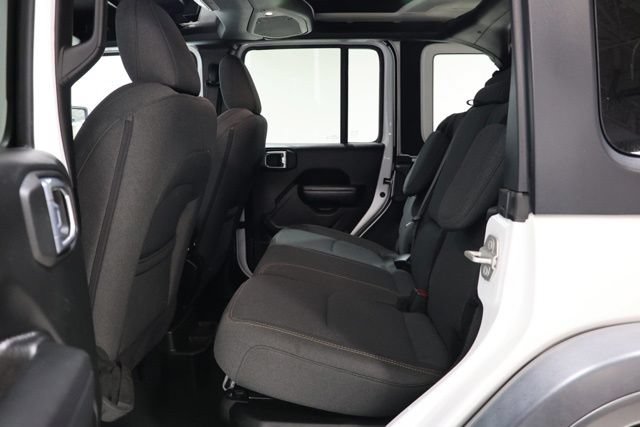 Used 2024 Jeep Wrangler Unlimited AWD/4WD image 31