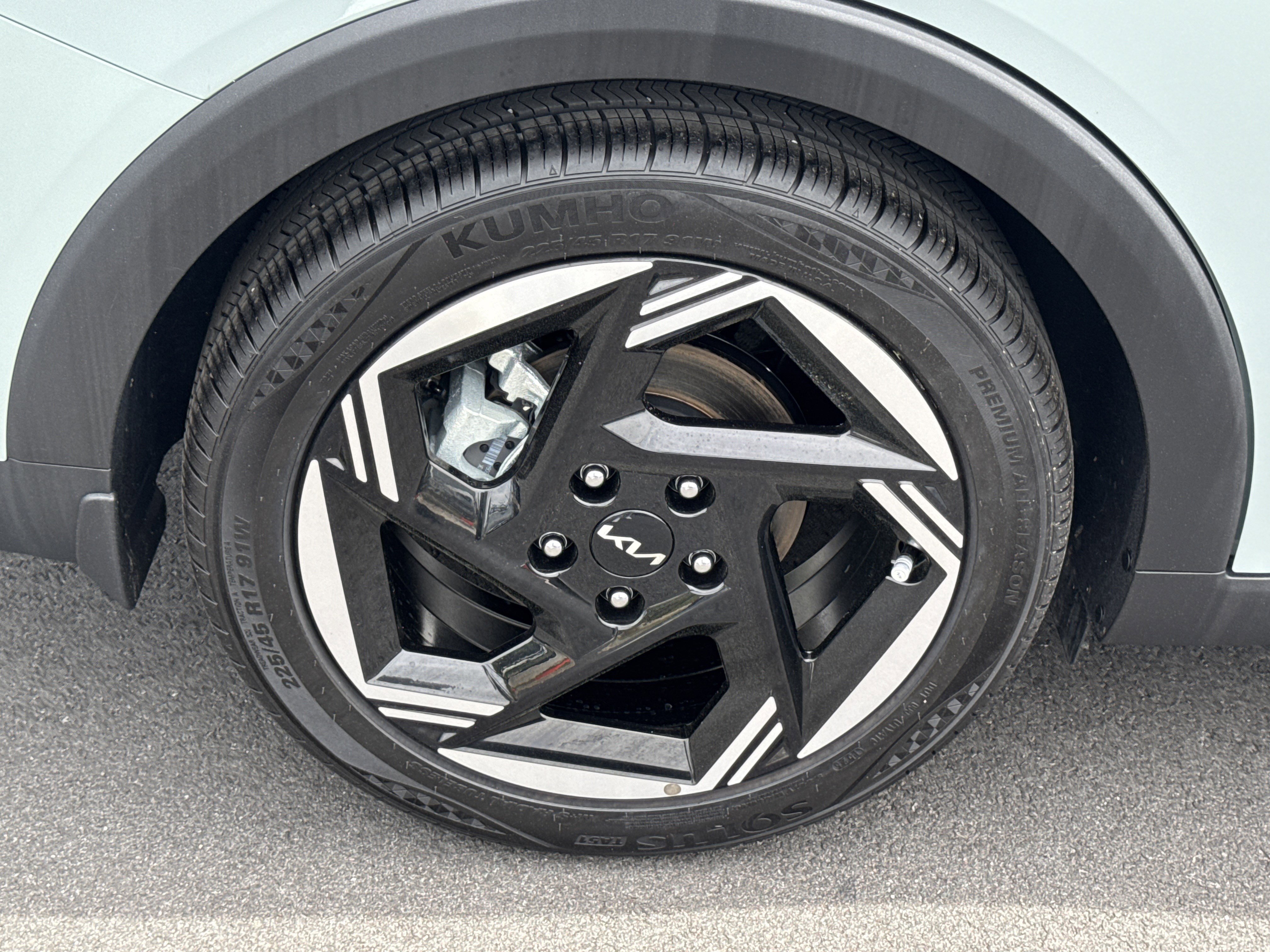 Certified 2025 Kia K4 EX image 17