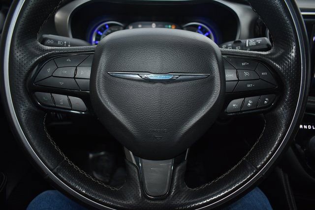 Used 2021 Chrysler Pacifica Limited w/ S Appearance Package FWD image 19
