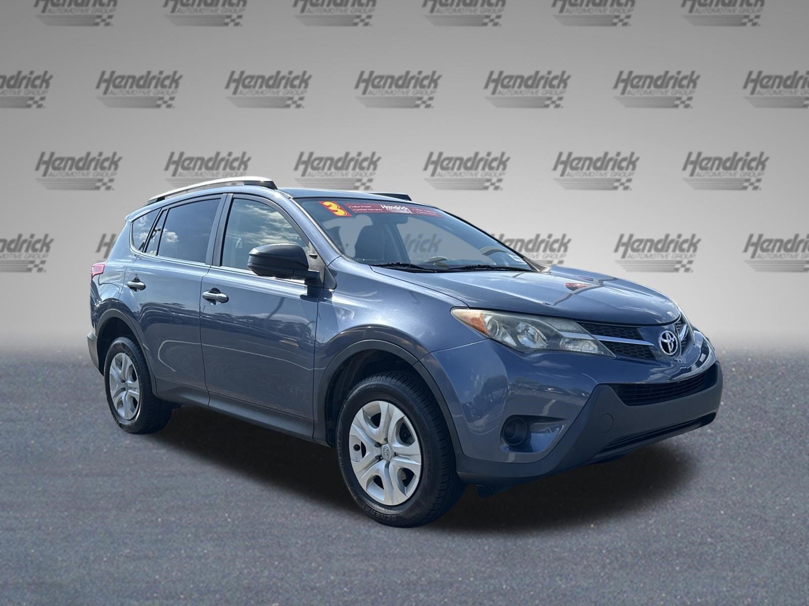 Used 2013 Toyota RAV4 LE FWD image 2