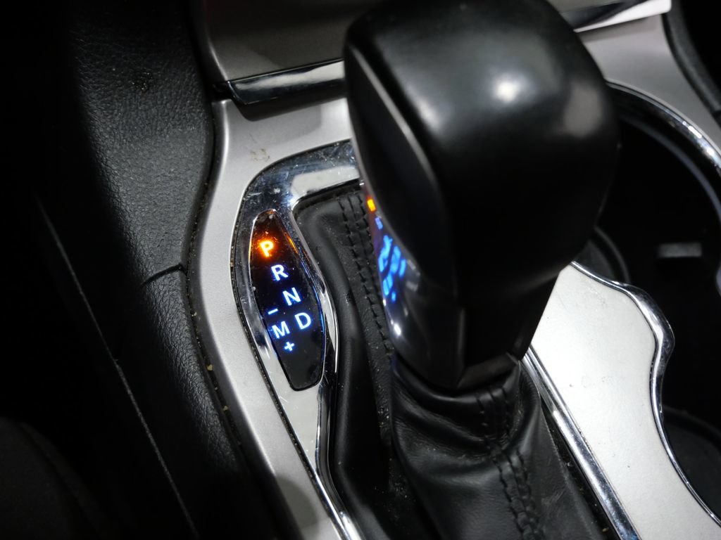 Used 2021 Jeep Grand Cherokee Laredo AWD/4WD image 23