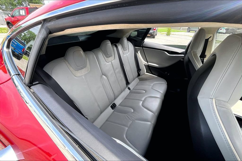 Used 2014 Tesla Model S P85 RWD image 37