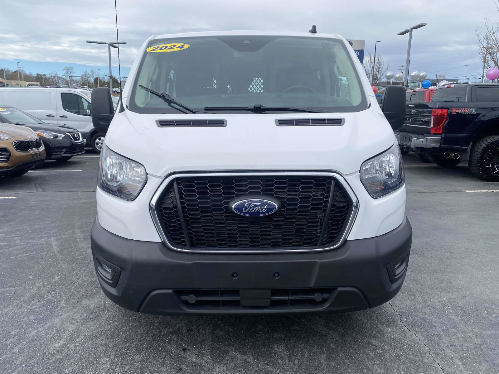 Used 2024 Ford Transit 250 Low Roof w/ Exterior Upgrade Package video 2
