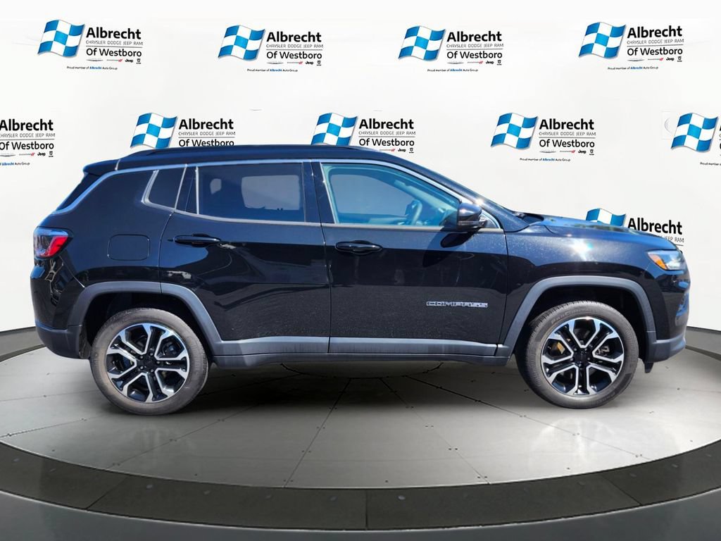 Used 2023 Jeep Compass Limited AWD/4WD image 6