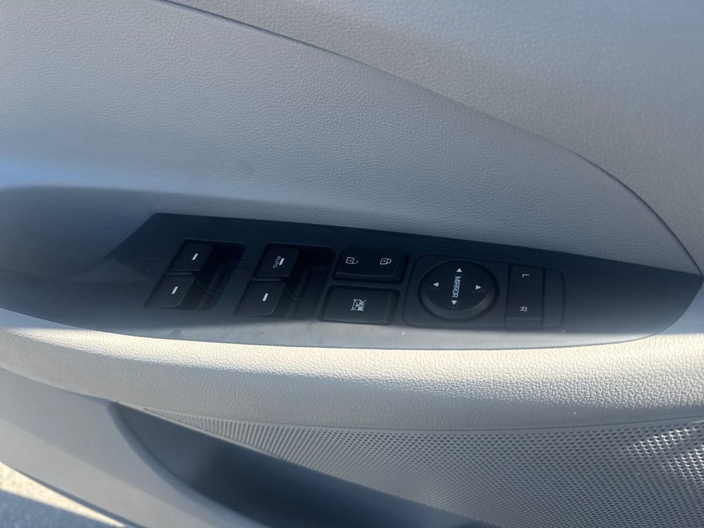 Used 2021 Hyundai Tucson SEL FWD image 11