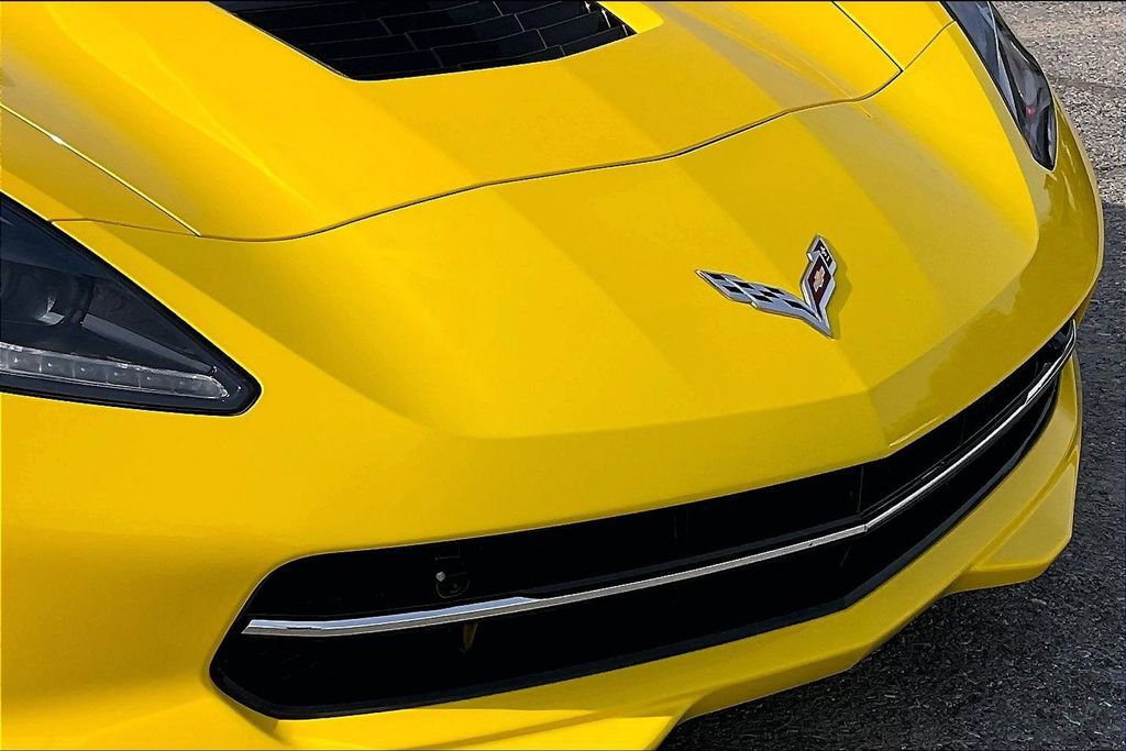 Used 2019 Chevrolet Corvette Stingray Convertible w/ 3LT Preferred Equipment Group RWD image 27