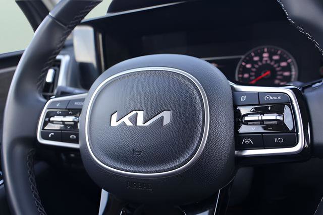 Used 2023 Kia Sorento S AWD/4WD image 20