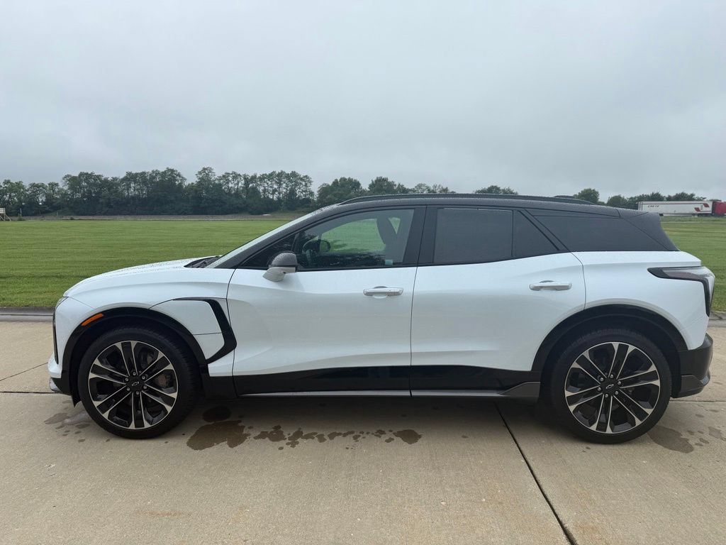 Used 2026 Chevrolet Blazer EV SS AWD/4WD image 10