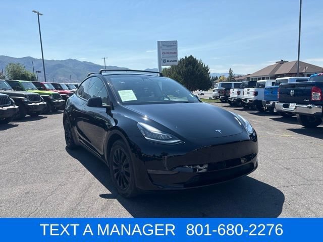 Used 2021 Tesla Model Y Long Range AWD/4WD image 4
